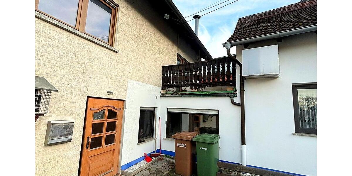 Einfamilienhaus Scheßlitz - 8 Zimmer, 315 m&sup2;, 169.000&euro; | Angebot:26636938