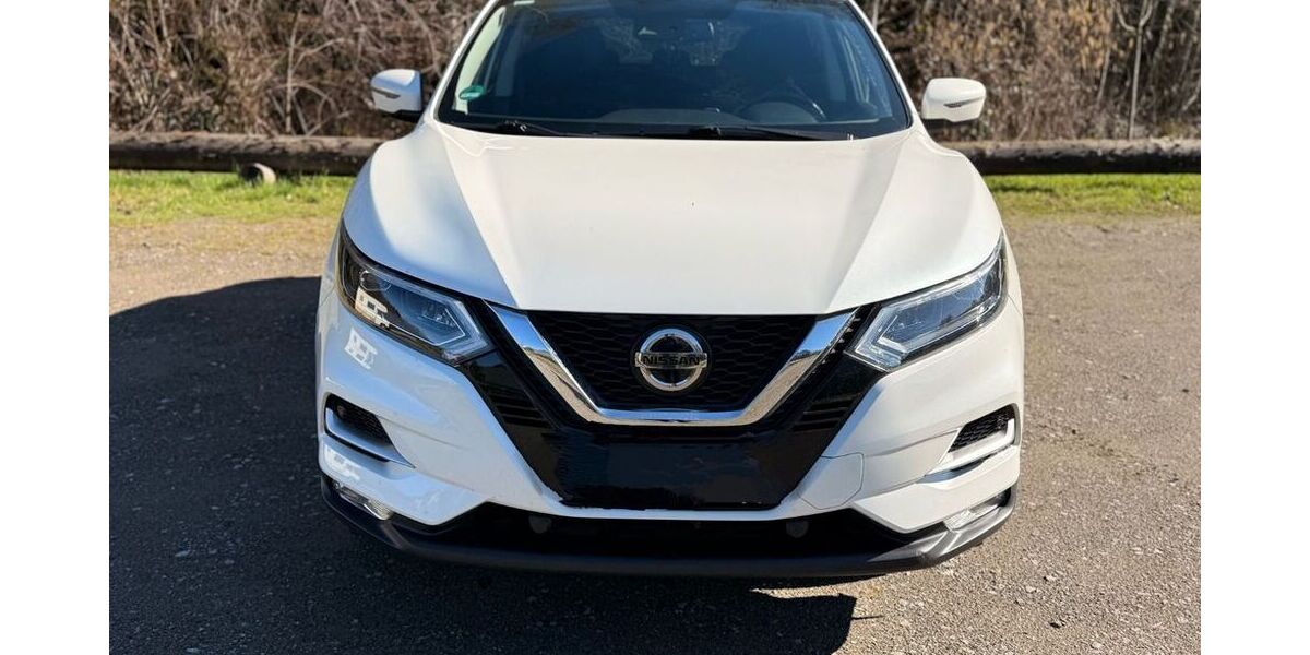 Nissan Qashqai 136.000 km 15.000 &euro; Zell a.H 77736