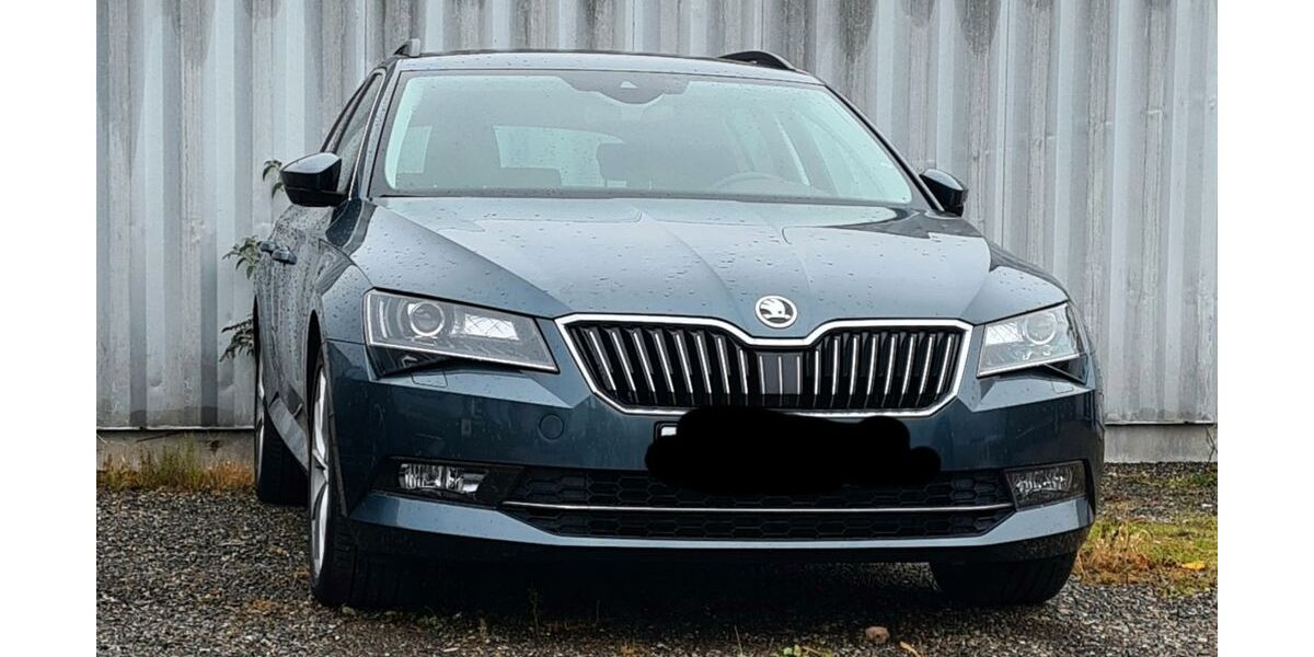 Skoda Superb 112.500 km 18.900 &euro; Rheinfelden 79618