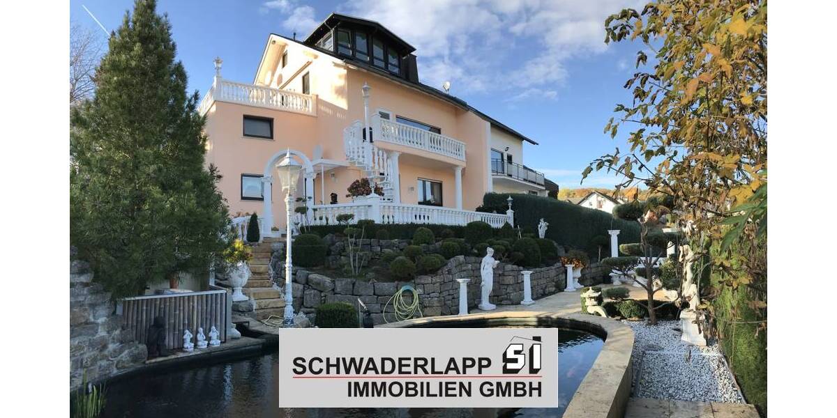 Exklusive Doppelhaushälfte mit viel Platz und traumhaftem Garten 9 zimmer