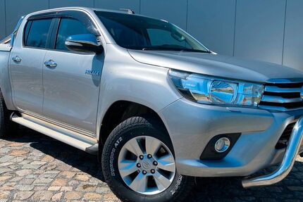 Toyota Hilux 69.999 km 31.990 &euro; Mockrehna 04862