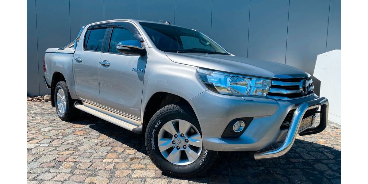 Toyota Hilux 69.999 km 31.990 &euro; Mockrehna 04862