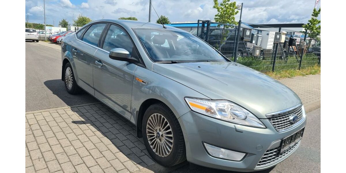 Ford Mondeo 141.000 km 3.999 &euro; Wildau 15745