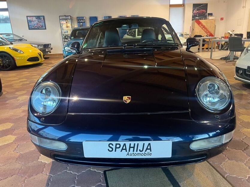 993