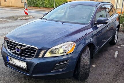 Volvo XC60 268.000 km 8.700 &euro; Velgast 18469