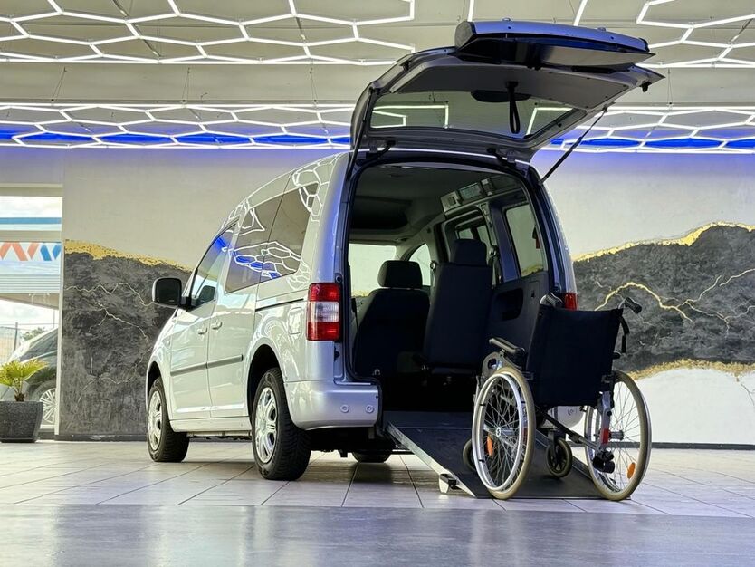 VW Caddy 86.000 km 22.900 € Salzgitter 38259