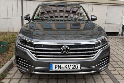 VW Touareg 111.000 km 36.400 &euro; Berlin 12487