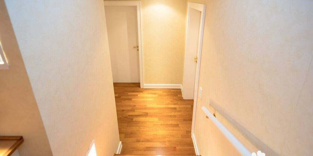 Doppelhaushälfte Haibach - 4 Zimmer, 155 m&sup2;, 720.000&euro; | Angebot:26106375