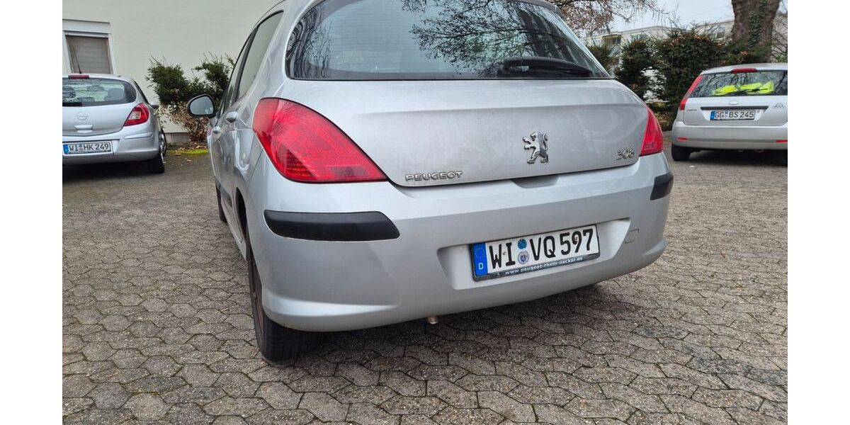 Peugeot 308 158.000 km 1.600 € Wiesbaden 65203