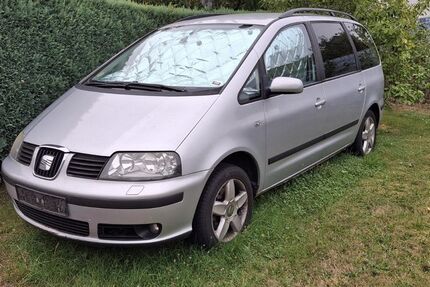 Seat Alhambra 261.000 km 2.500 € Waldbröl 51545