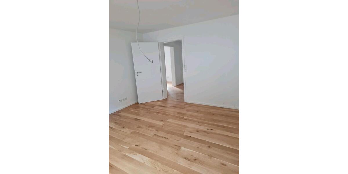 Erdgeschoßwohnung Durmersheim - 2 Zimmer, 80 m&sup2;, 980&euro; | Angebot:25407199