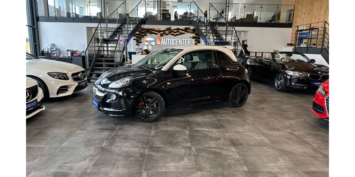 Opel Adam 121.400 km 8.999 &euro; Pfaffenhofen 85276