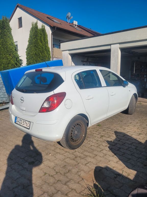Opel Corsa 176.000 km 2.350 € Schweinfurt 97424