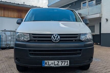 VW T5 Transporter 281.000 km 8.999 &euro; Hütschenhausen 66882