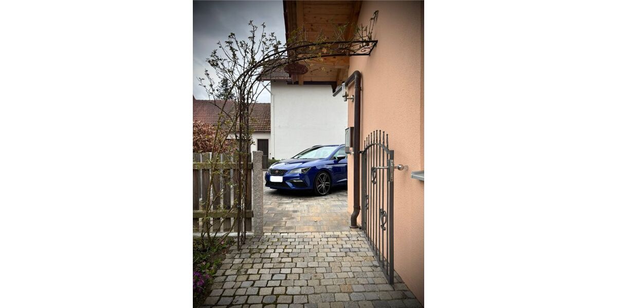 Seat Leon 73.478 km 23.000 &euro; Rott am Inn 83543