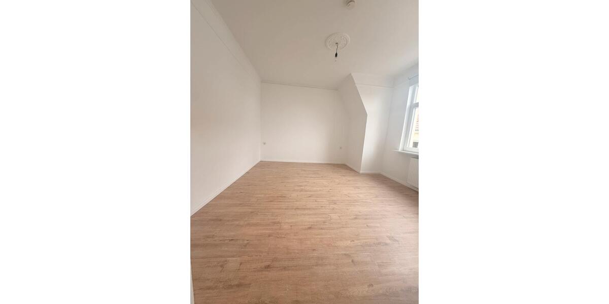 Etagenwohnung Jever - 2 Zimmer, 63 m&sup2;, 600&euro; | Angebot:26249592