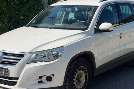 VW Tiguan 172.000 km 2.450 &euro; Strassberg 72479