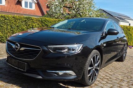 Opel Insignia 180.000 km 9.599 &euro; Harxheim 55296