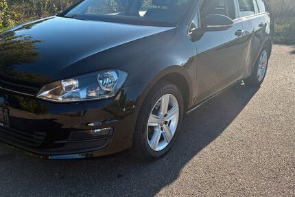 VW Golf 268.435 km 4.850 &euro; Breisach am Rhein 79206