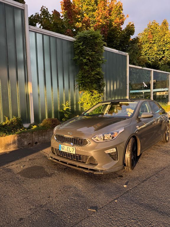 Kia ceed / Ceed 100.000 km 12.500 € Urbach 56317