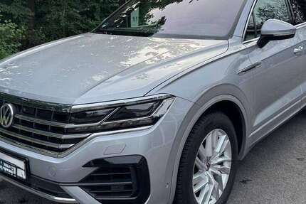VW Touareg 336.000 km 27.000 &euro; Arnsberg, Stadt 59821