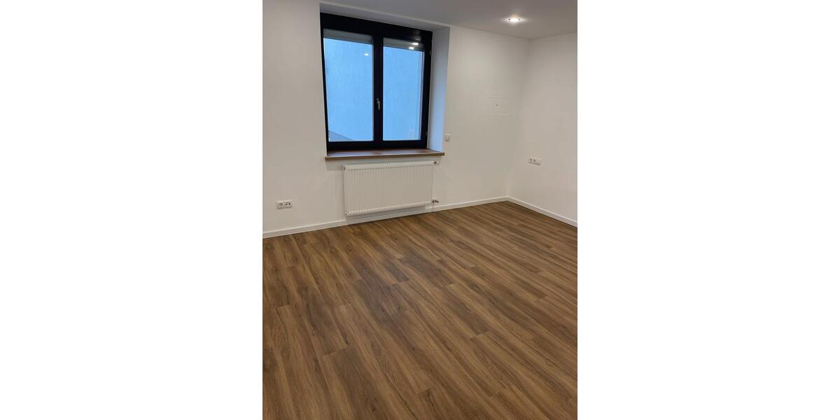 Erdgeschoßwohnung Walldürn - 3 Zimmer, 104 m&sup2;, 970&euro; | Angebot:26313617