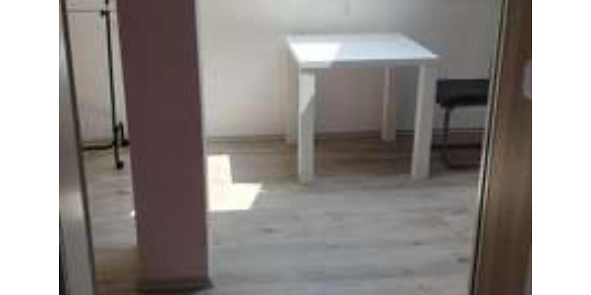 Dachgeschoßwohnung Oberderdingen - 3 Zimmer, 63 m&sup2;, 180.000&euro; | Angebot:24561147