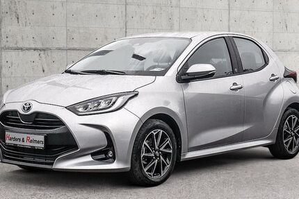 Toyota Yaris 3.461 km 21.880 € Itzehoe 25524