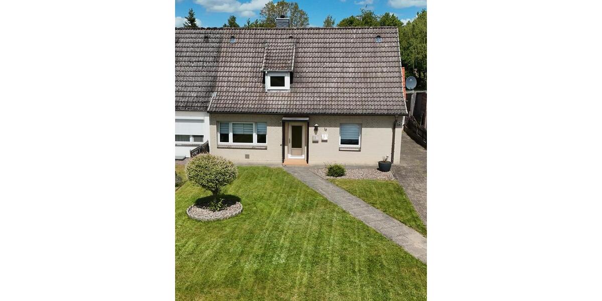 Doppelhaushälfte Lauenburg/Elbe Elbe - 6 Zimmer, 139 m&sup2;, 289.000&euro; | Angebot:27004448