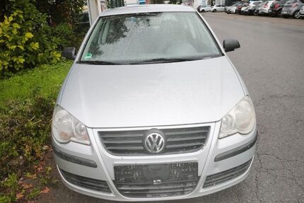 VW Polo 132.216 km 2.200 &euro; Recklinghausen 45659