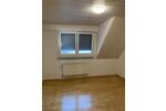 Dachgeschoßwohnung Kenn - 4 Zimmer, 109 m&sup2;, 1.050&euro; | Angebot:25355837