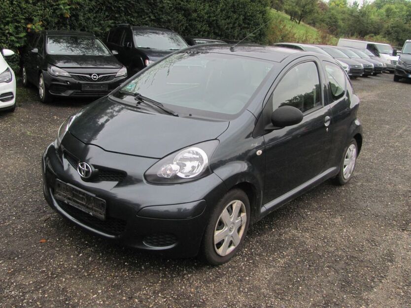 Toyota Aygo (X) 217.500 km 990 € Kirchheim unter Teck 73230