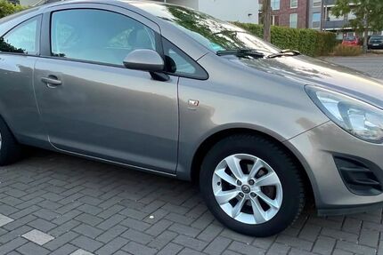 Opel Corsa 94.500 km 4.299 &euro; Langenfeld 40764