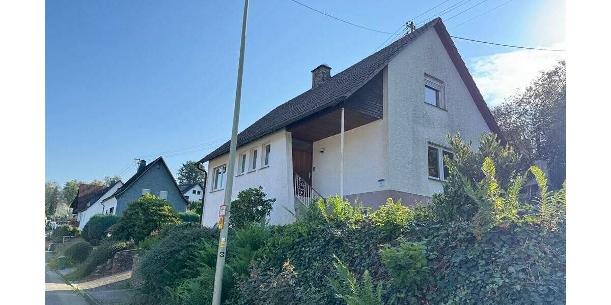 Einfamilienhaus Kirchhundem Oberhundem - 5 Zimmer, 125 m&sup2;, 129.000&euro; | Angebot:25682547