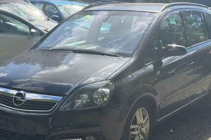 Opel Zafira 249.000 km 1.690 &euro; Bad Breisig 53498