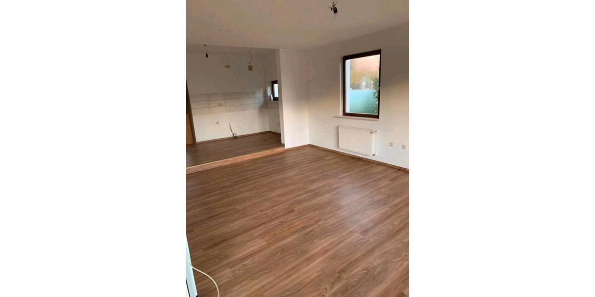 Bungalow Eisenach - 2 Zimmer, 80 m&sup2;, 875&euro; | Angebot:26523190