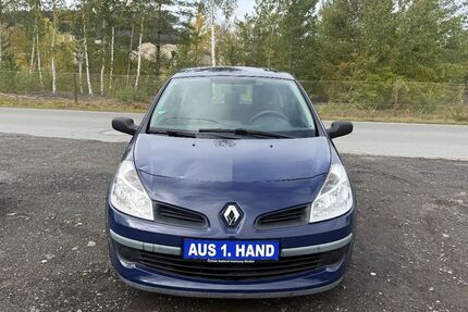Renault Clio 97.000 km 2.150 &euro; Goslar 38644