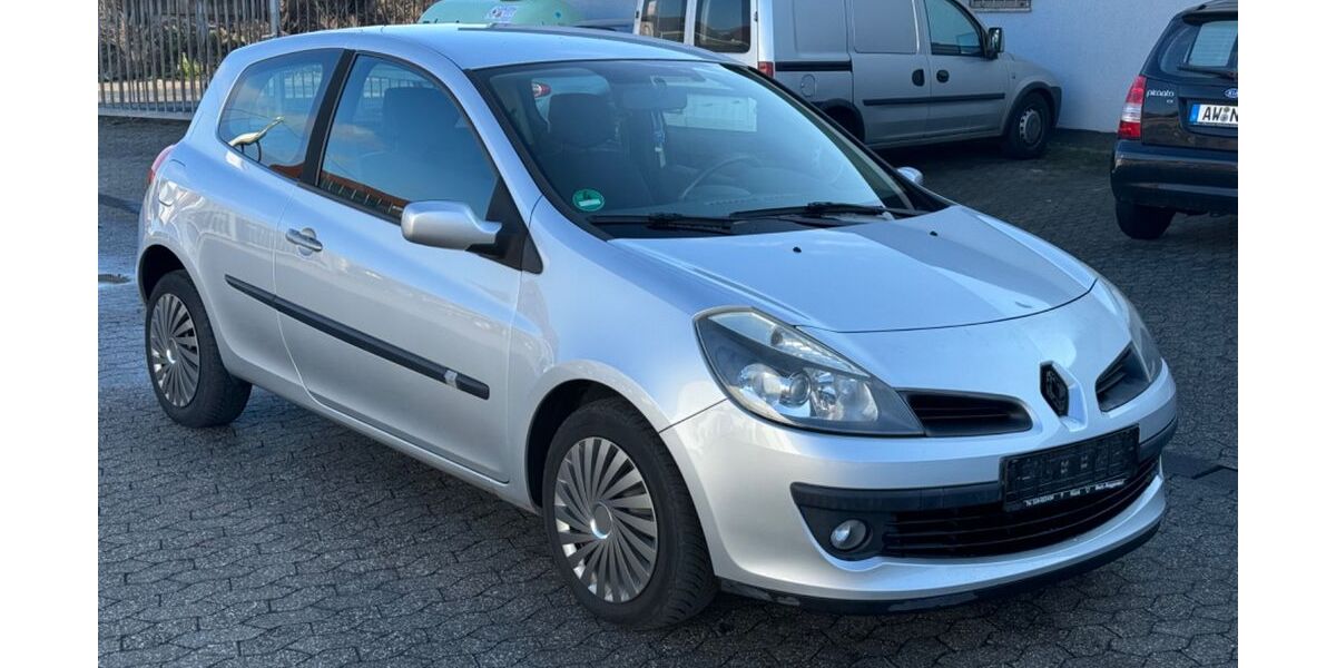 Renault Clio 179.100 km 2.450 &euro; Bornheim 53332