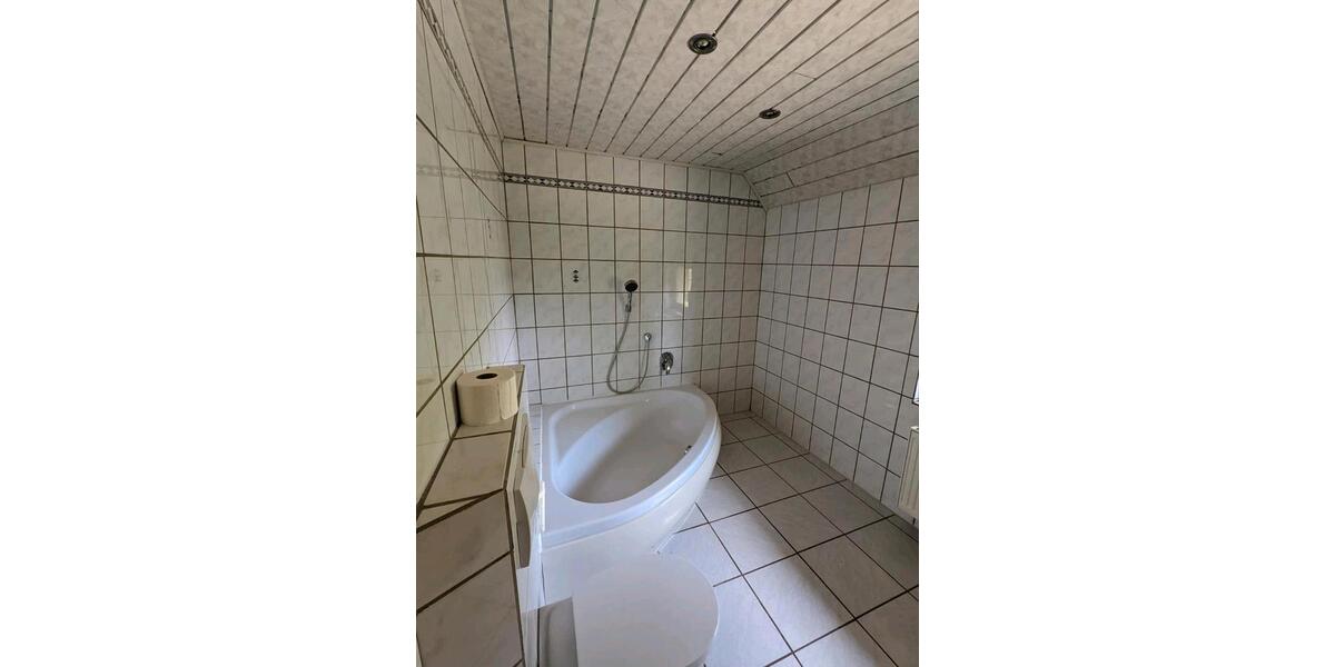 Einfamilienhaus Gillenfeld - 9 Zimmer, 250 m&sup2;, 335.000&euro; | Angebot:25512713