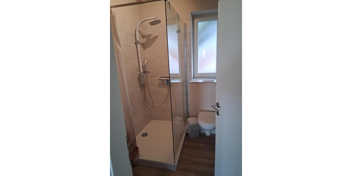 Wohnblockhaus mit Wasserblick 2 zimmer