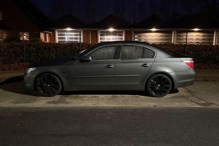 BMW 523 302.000 km 3.800 &euro; Mittelangeln 24986