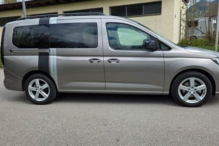 VW Caddy 12.300 km 38.999 &euro; Lenggries 83661