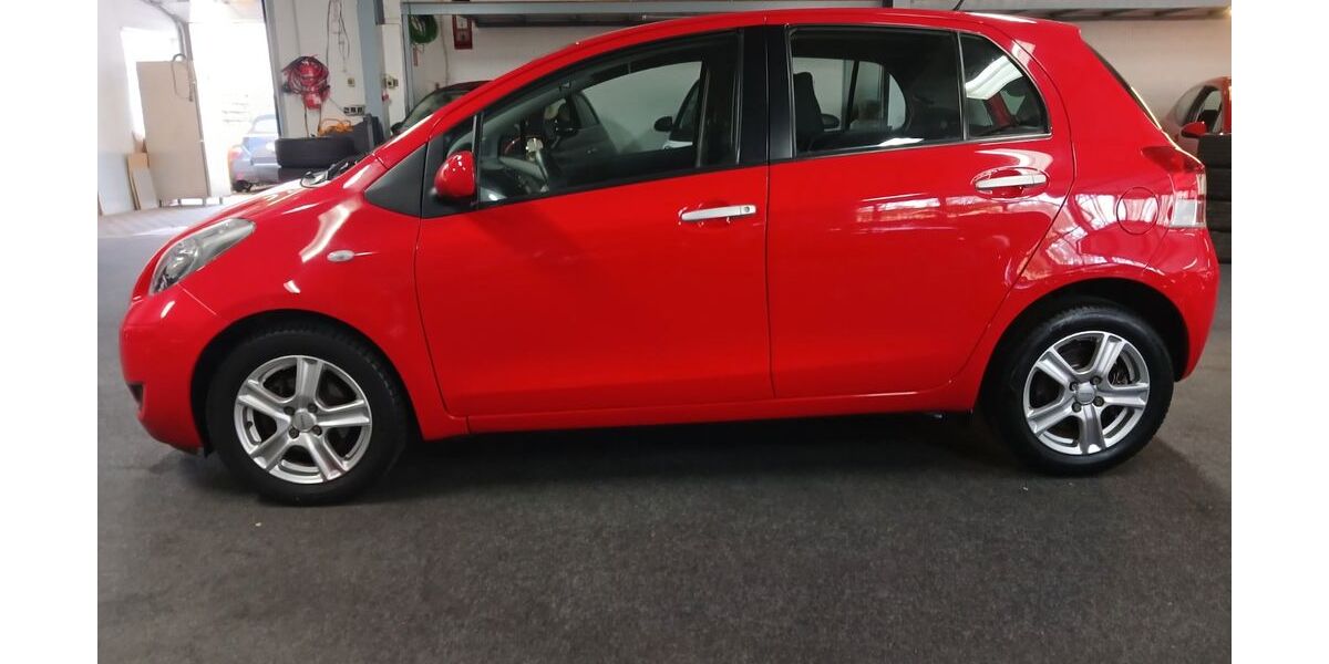 Toyota Yaris 79.990 km 5.999 &euro; Rüsselsheim 65428