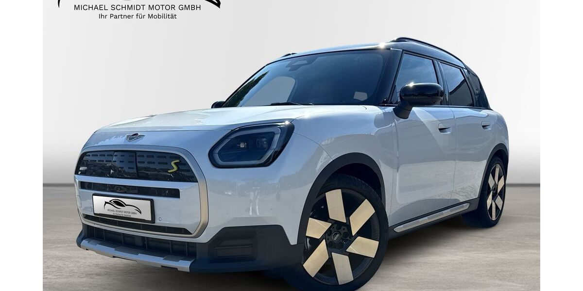 Mini Countryman SE (Cooper) 15.400 km 37.700 &euro; Geretsried 82538
