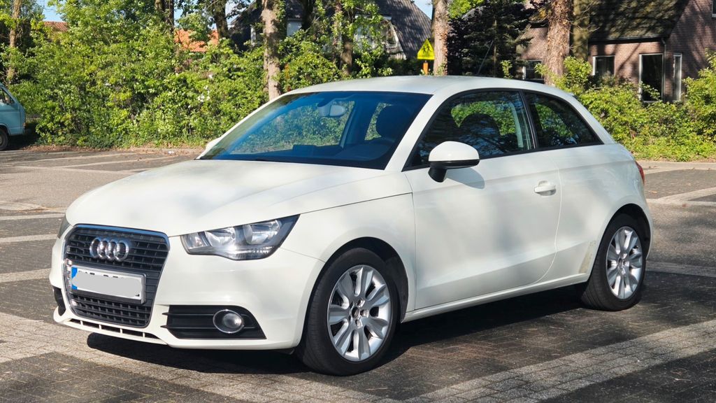 Audi A1 178.000 km 6.500 &euro; Rosendahl 48720