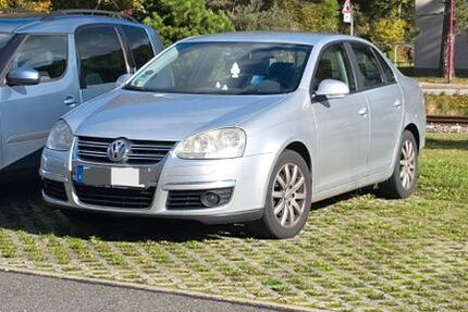 VW Jetta 144.452 km 3.500 € Glashütte 01768