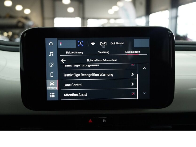 500e Action Carplay Android Automatik 1.Hand