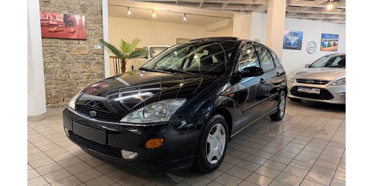 Ford Focus 235.000 km 1.999 € Schwanfeld 97523