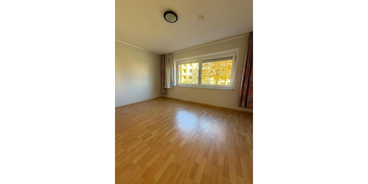 Hochparterre Mitterteich - 2 Zimmer, 45.000&euro; | Angebot:23110025