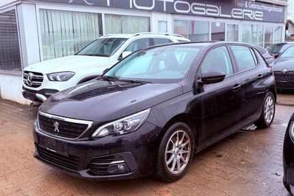 Peugeot 308 111.000 km 8.490 &euro; Ulm-Jungingen 89081